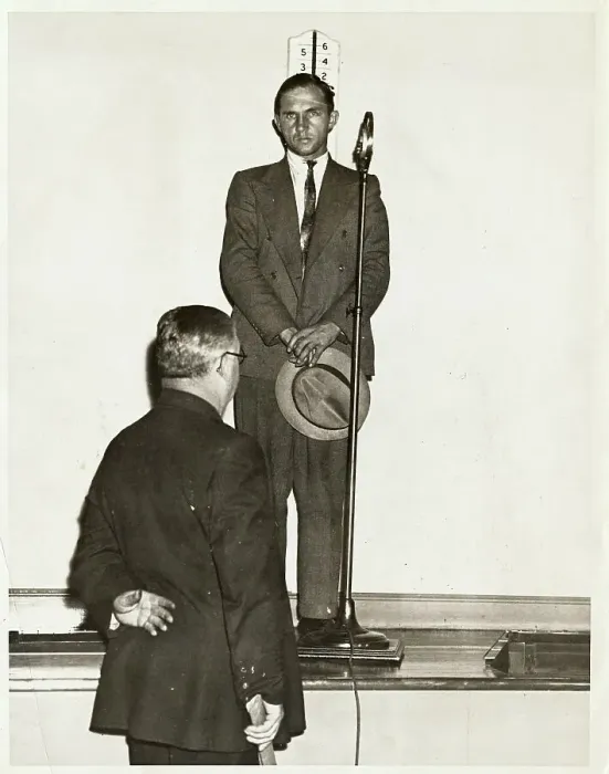 Framed Print : Bruno Richard Hauptmann Arrested