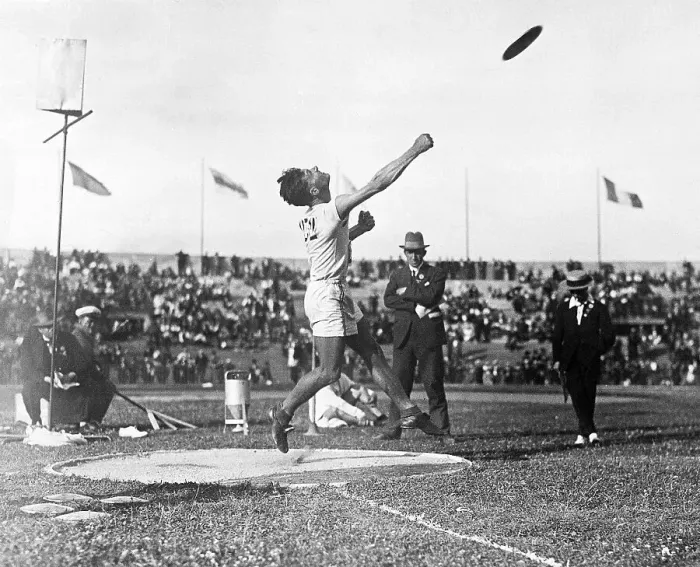 Framed Print : Bud Houser Throws Discus Olympics Framed Print : Bud Houser Throws Discus Olympics