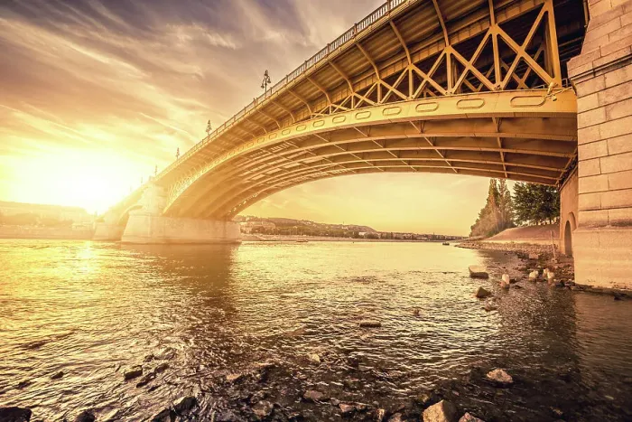 Framed Print : Budapest bridge Framed Print : Budapest bridge