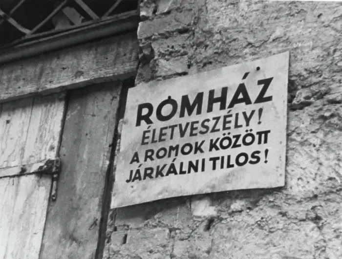 Framed Print : Budapest Sign