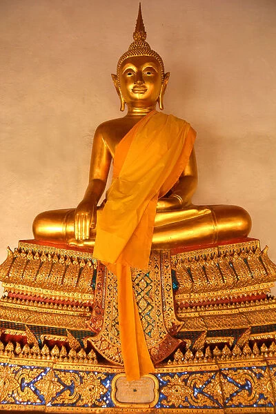 Buddha in Wat Mahathat, Bangkok
