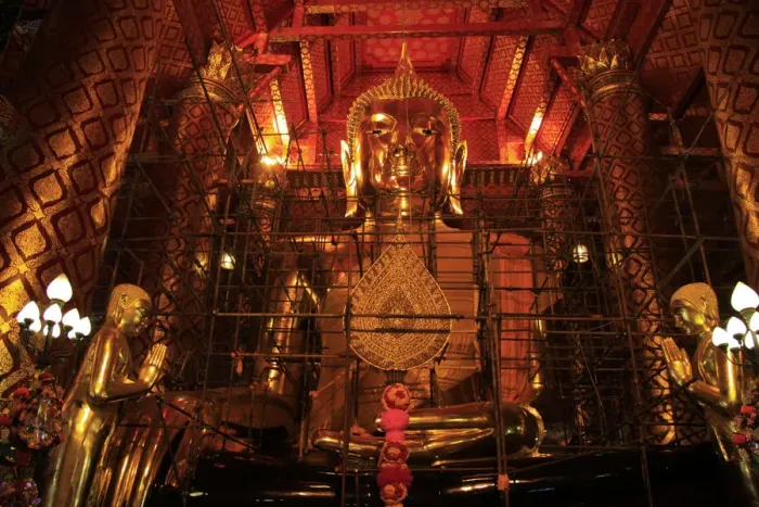 Framed Print : Buddha Statue at Ayutthaya Wat Panan Choeng