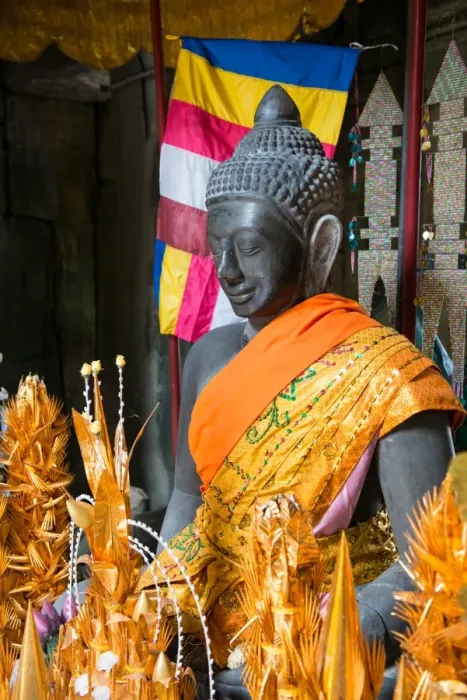 Framed Print : Buddhas statues at Banteay Kdei Temple Framed Print : Buddhas statues at Banteay Kdei Temple