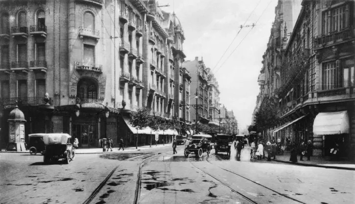 Framed Print : Buenos Aires Framed Print : Buenos Aires