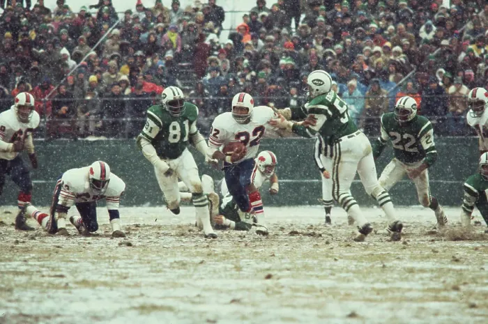 Framed Print : Buffallo Bills Player OJ Simpson