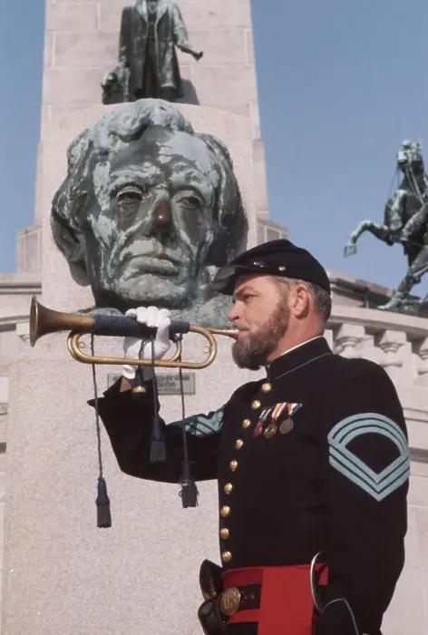 Framed Print : Bugler At Lincoln Tomb