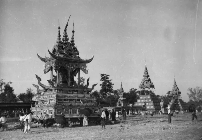 Framed Print : Burmese Cremation Framed Print : Burmese Cremation