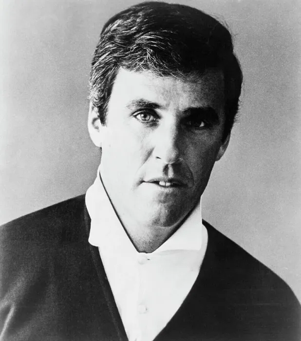 Framed Print : Burt Bacharach Framed Print : Burt Bacharach