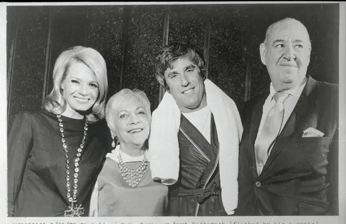 Framed Print : Burt Bacharach Posing with His Parents Framed Print : Burt Bacharach Posing with His Parents