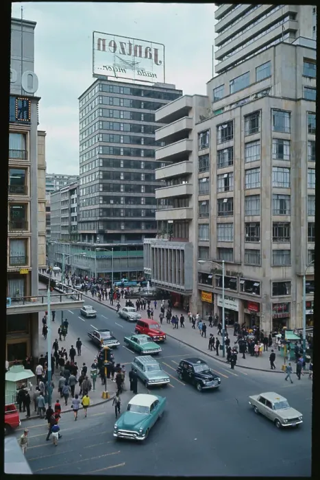 Framed Print : Busy Street Scene Framed Print : Busy Street Scene
