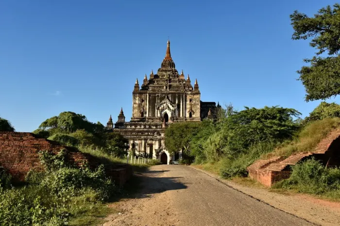 Framed Print : That Byin Nuy Phaya Bagan Buddhist Temple Unesco Myanmar Framed Print : That Byin Nuy Phaya Bagan Buddhist Temple Unesco Myanmar