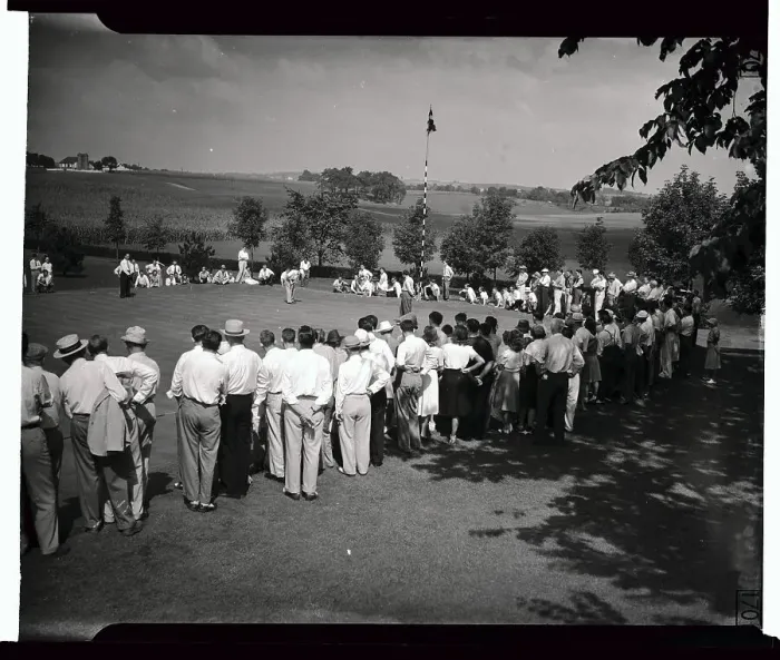 Framed Print : Byron Nelson Putting at PGA Championship