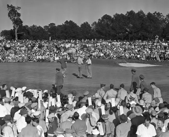 Framed Print : Byron Nelson Shaking Hands With Ben Hogan