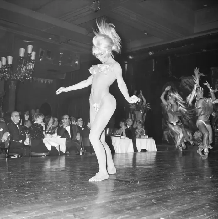 Framed Print : Caberet Dancer Nelida on Opening Night Framed Print : Caberet Dancer Nelida on Opening Night