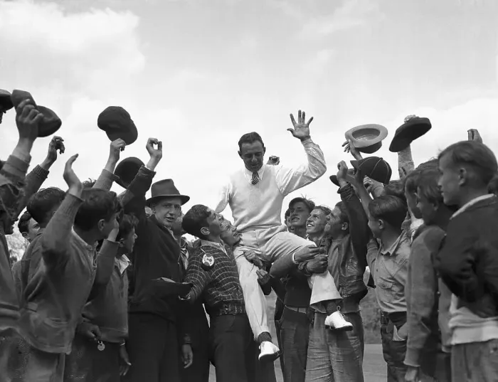 Framed Print : Caddies Carrying Sam Snead on Their Shoulders Framed Print : Caddies Carrying Sam Snead on Their Shoulders