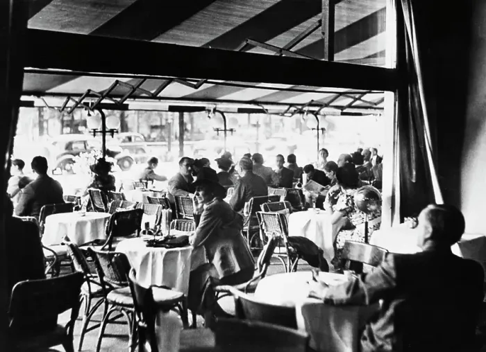 Framed Print : A Cafe In Berlin Framed Print : A Cafe In Berlin