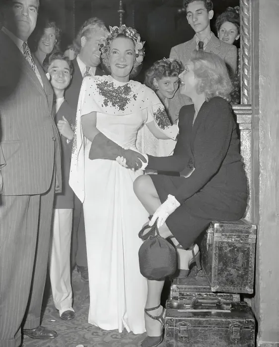 Framed Print : Camen Miranda with Marlene Dietrich