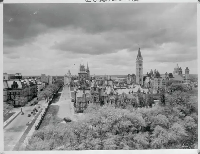 Framed Print : Canada's Government Buildings Framed Print : Canada's Government Buildings