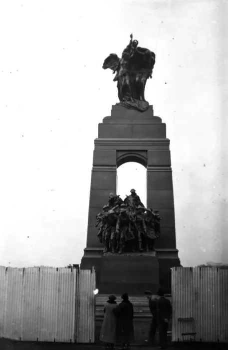 Framed Print : Canadian Memorial Framed Print : Canadian Memorial