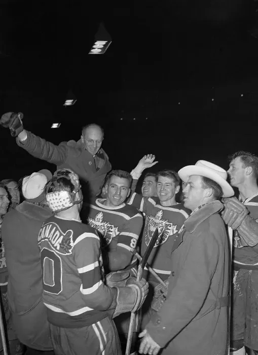 Framed Print : Canadian Olympic Hockey Team Celebrating Framed Print : Canadian Olympic Hockey Team Celebrating