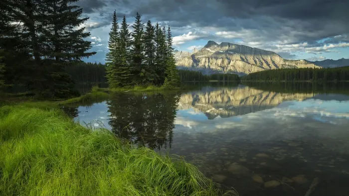 Framed Print : Canadian Rockies Framed Print : Canadian Rockies