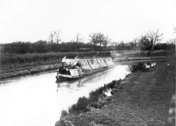 Framed Print : Canal Barge Framed Print : Canal Barge