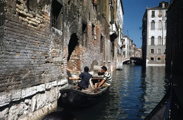 Framed Print : Canals in Venice Framed Print : Canals in Venice