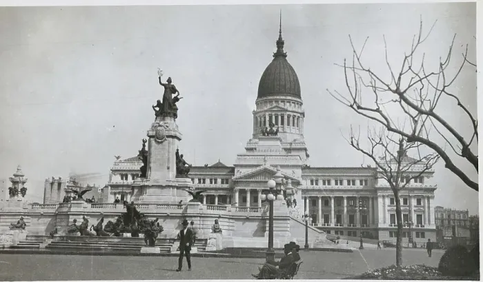 Framed Print : Capitol Building in Buenos Aires Framed Print : Capitol Building in Buenos Aires