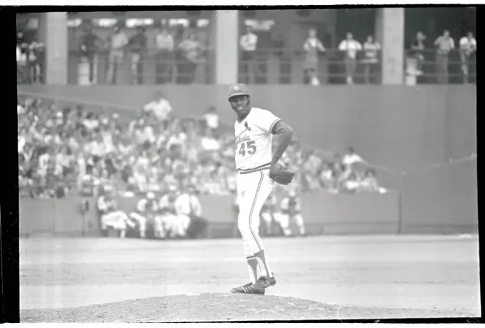 Framed Print : Cardinals Pitcher Bob Gibson Framed Print : Cardinals Pitcher Bob Gibson