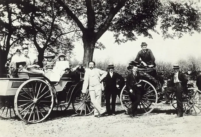 Framed Print : Carl Benz and Family with Automobiles Framed Print : Carl Benz and Family with Automobiles