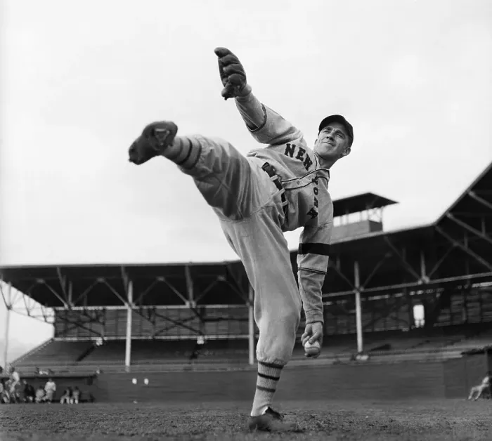Framed Print : Carl Hubbell Winding Up To Pitch 1936 Framed Print : Carl Hubbell Winding Up To Pitch 1936
