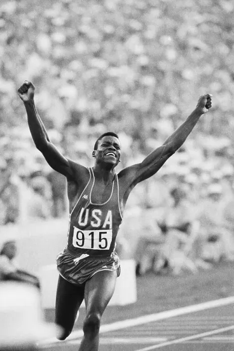 Framed Print : Carl Lewis Winning Gold Medal in 100-Meter Sprint Framed Print : Carl Lewis Winning Gold Medal in 100-Meter Sprint
