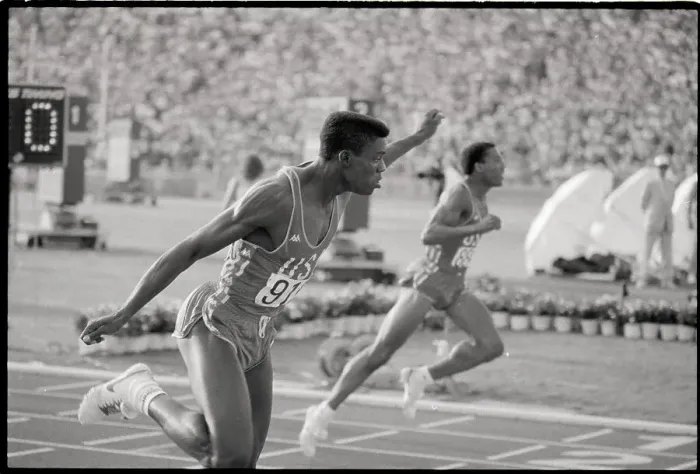 Framed Print : Carl Lewis Wins 200M Dash Framed Print : Carl Lewis Wins 200M Dash