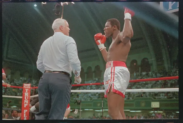 Framed Print : Carl Williams Protesting in Ring Framed Print : Carl Williams Protesting in Ring