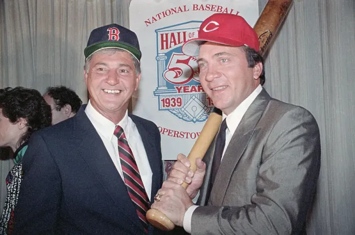 Framed Print : Carl Yastrzemski and Johnny Bench Hallofame Framed Print : Carl Yastrzemski and Johnny Bench Hallofame
