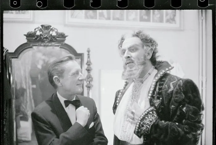 Framed Print : Carleton Smith Conversing with Ivan Petrov Framed Print : Carleton Smith Conversing with Ivan Petrov