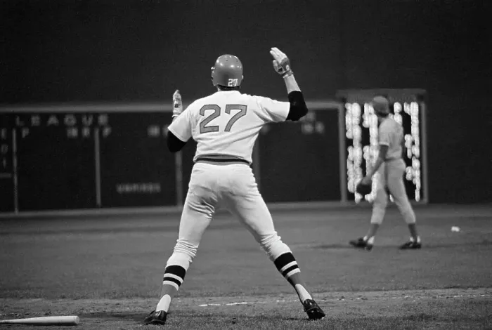Framed Print : Carlton Fisk Gesturing at Flying Ball Framed Print : Carlton Fisk Gesturing at Flying Ball
