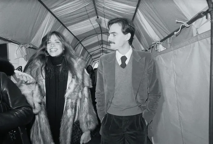 Framed Print : Carly Simon and James Taylor Arriving at Party Framed Print : Carly Simon and James Taylor Arriving at Party