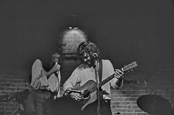Framed Print : Carly Simon & Kris Kristofferson Framed Print : Carly Simon & Kris Kristofferson