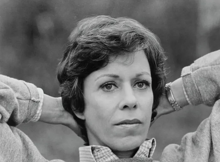 Framed Print : Carol Burnett Filming The Four Seasons Framed Print : Carol Burnett Filming The Four Seasons