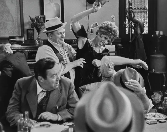 Framed Print : Carol Burnett On Set