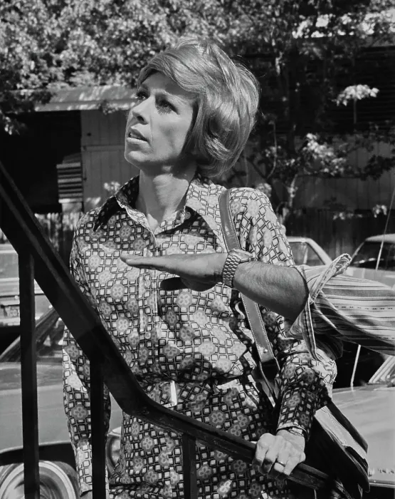 Framed Print : Carol Burnett On Set Framed Print : Carol Burnett On Set