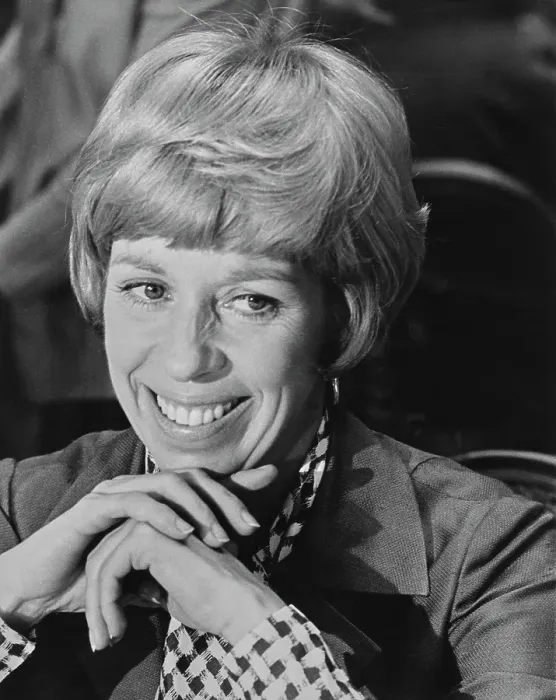 Framed Print : Carol Burnett On Set Pete N Tillie Framed Print : Carol Burnett On Set Pete N Tillie