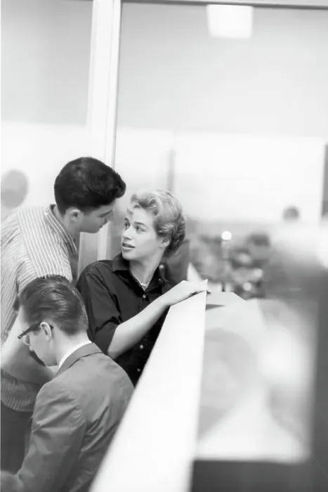 Framed Print : Carole King and Gerry Goffin Framed Print : Carole King and Gerry Goffin