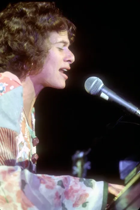 Framed Print : Carole King Performing In LA Framed Print : Carole King Performing In LA
