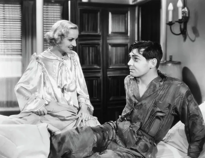 Framed Print : Carole Lombard & Clark Gable in No Man of Her Own Framed Print : Carole Lombard & Clark Gable in No Man of Her Own
