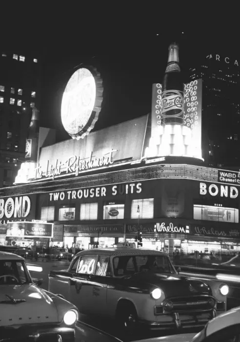Framed Print : Cars parked in front of recreational bar at night, (B&W) Framed Print : Cars parked in front of recreational bar at night, (B&W)