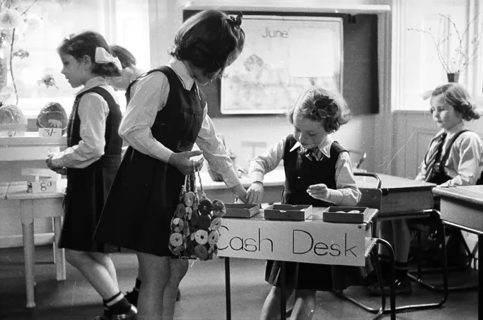 Framed Print : Cash Desk. 18th June 1955: Young pupils at the Glasgow High School for Framed Print : Cash Desk. 18th June 1955: Young pupils at the Glasgow High School for