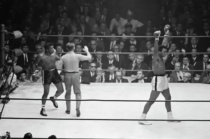 Framed Print : Cassius Clay Waving to Spectators Framed Print : Cassius Clay Waving to Spectators