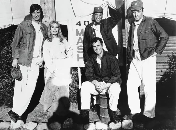 : Cast of M*A*S*H